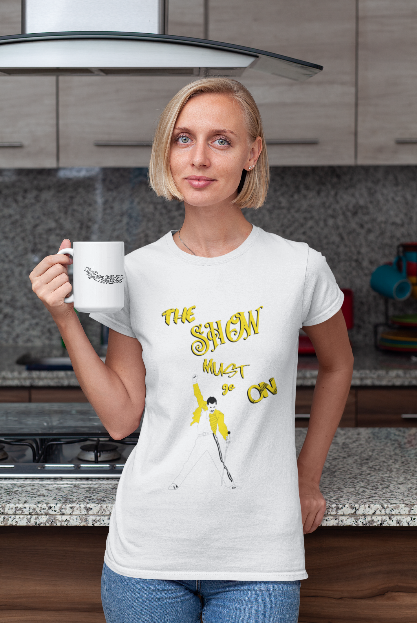 "The show must go on!" T-Shirt