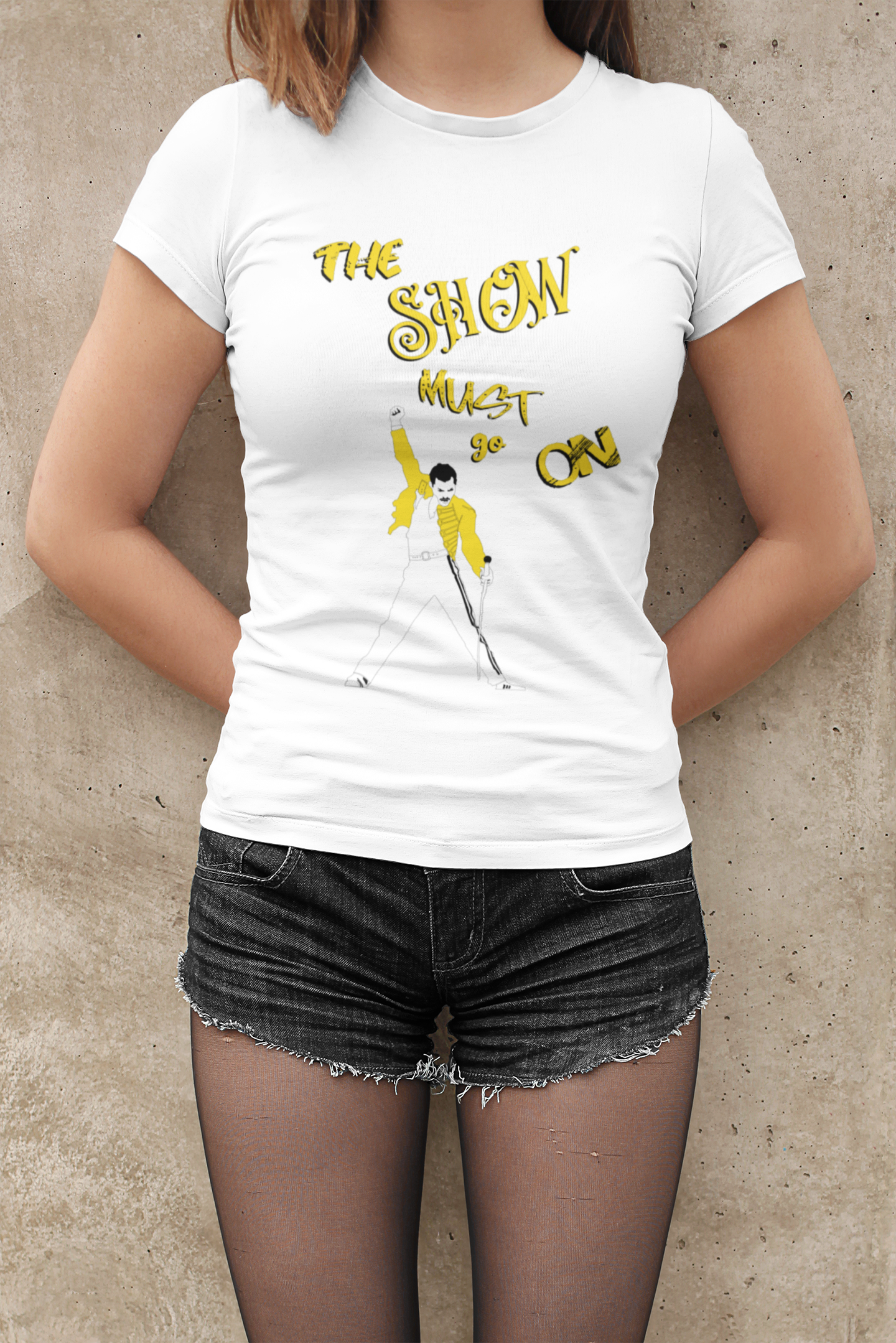 "The show must go on!" T-Shirt