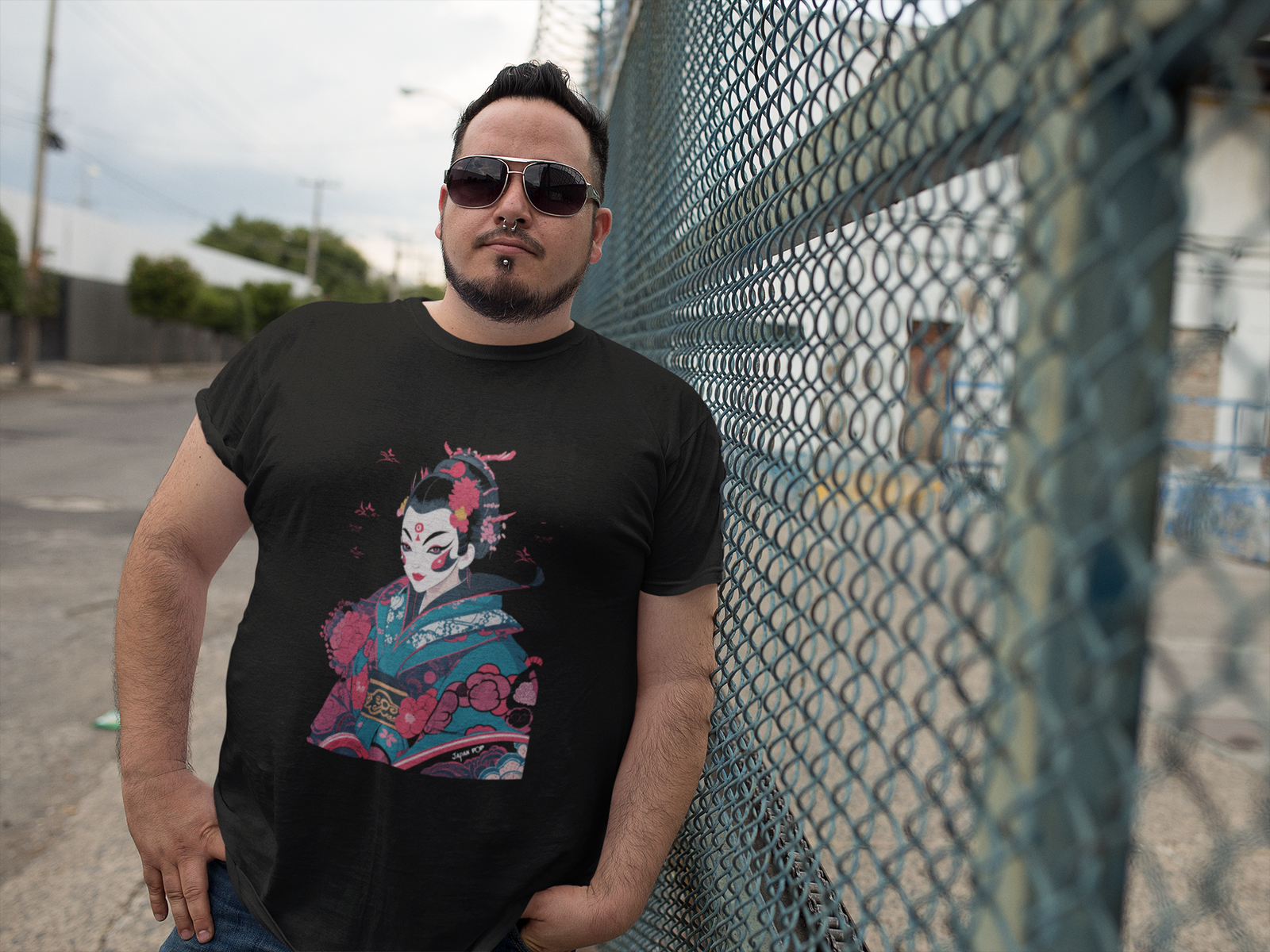 "Geisha II " T-Shirt - Image 7